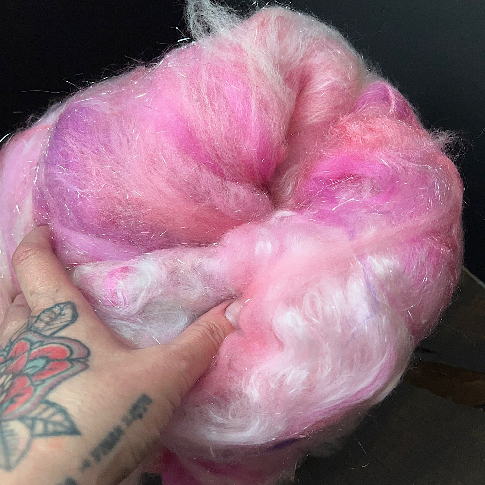 Batt for spinning yarn