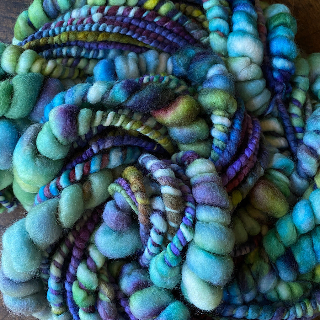 Aurora Extreme thick and thin merino yarn