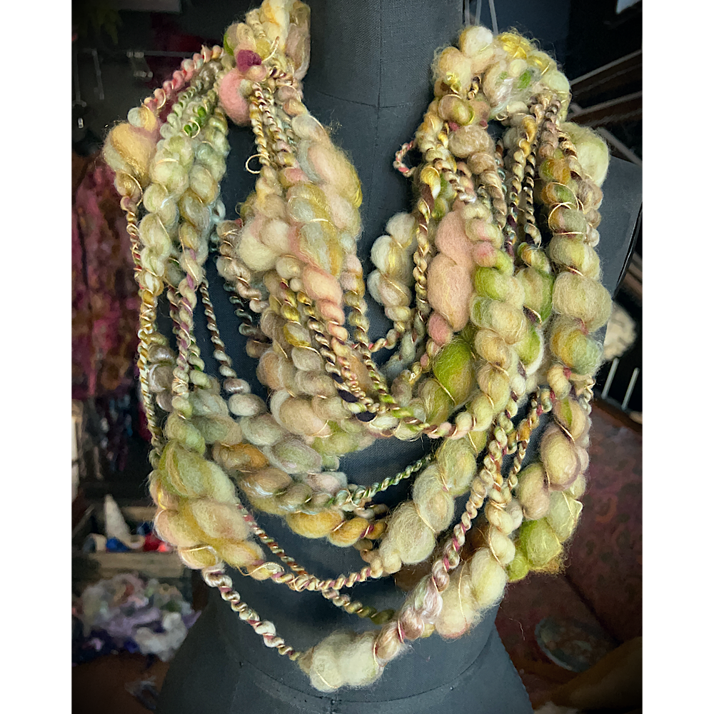 Art yarn for weaving and knitting