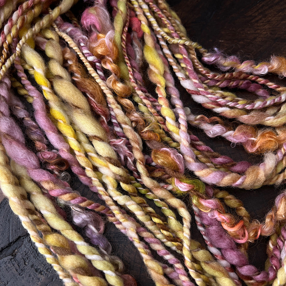 Honey and roses - mini twist yarn