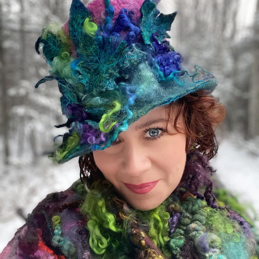 Felted top hat The peacocks