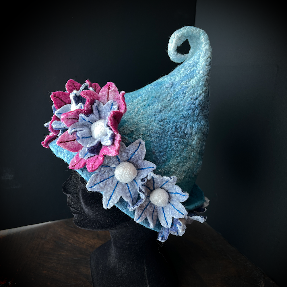 Felted fairy hat 21“ 1/2
