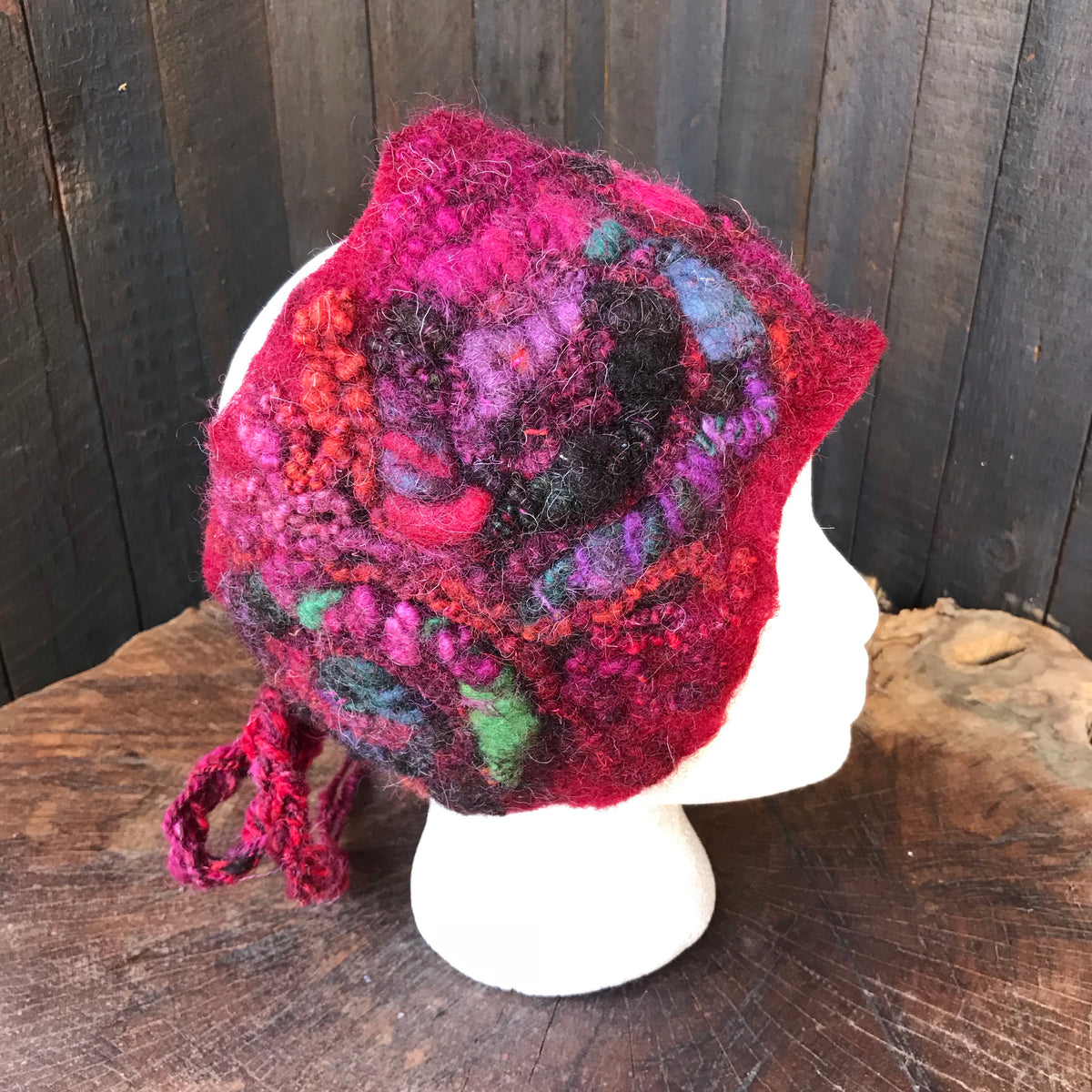 Red textured felted headband One size | Bandeau en feutre Rouge taille unique - Mynoush