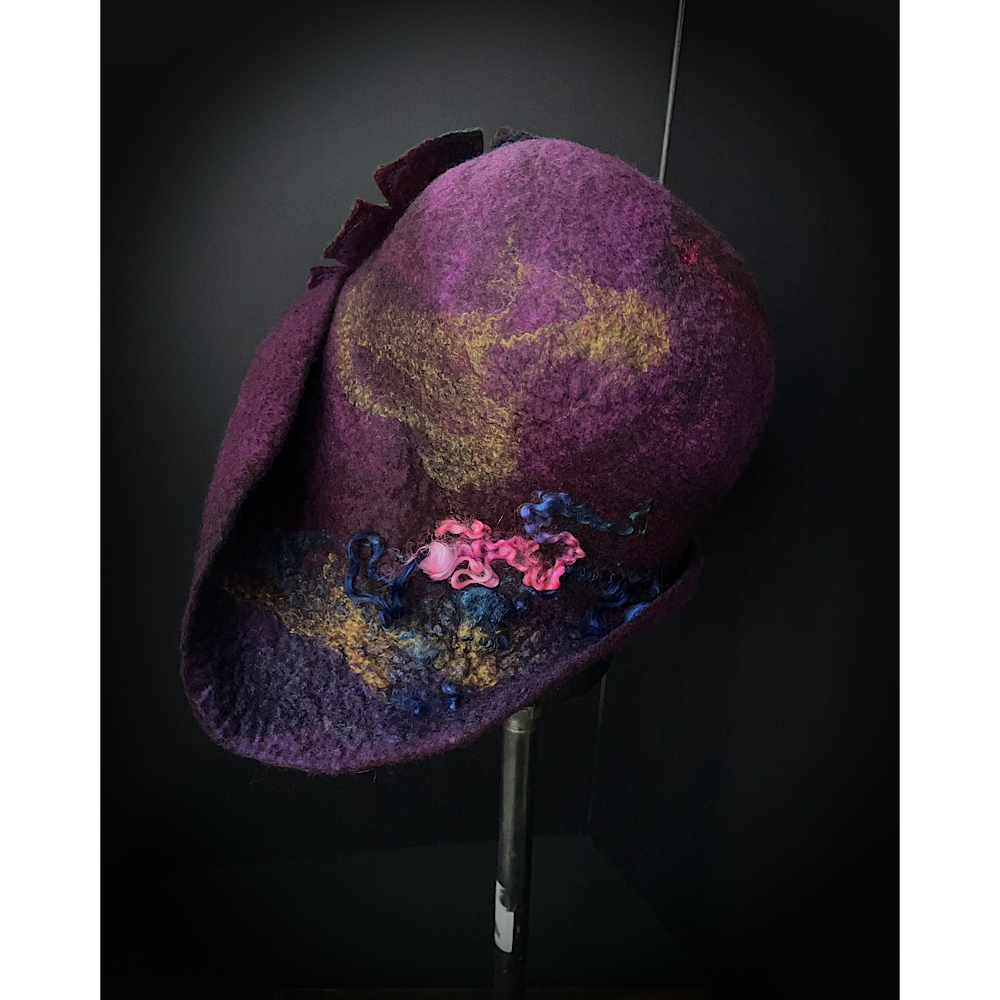 Felted flapper’s hat with rose size 24” large