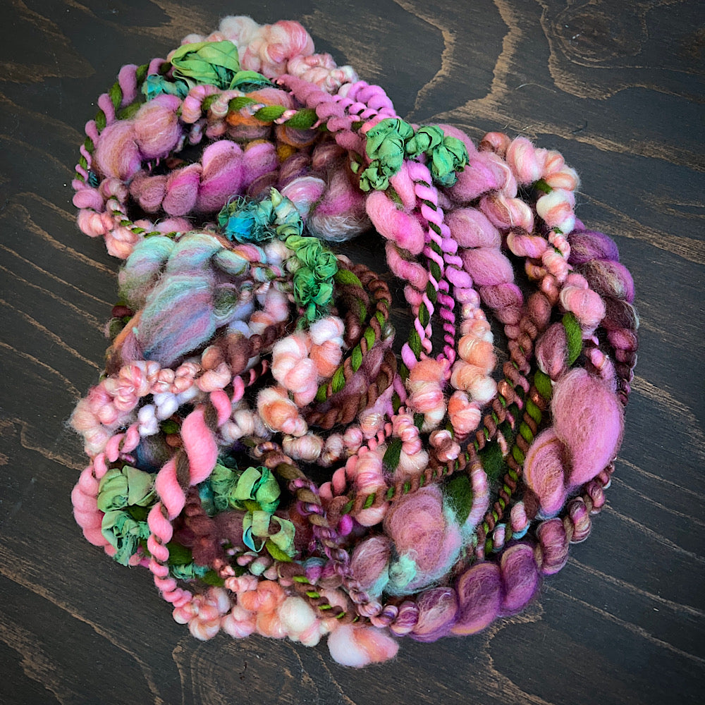 Art yarn for weaving