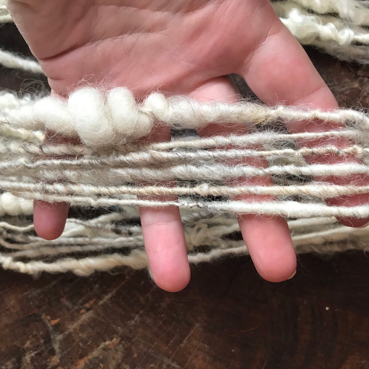 Natural white textured wool yarn 100 grams - Mynoush