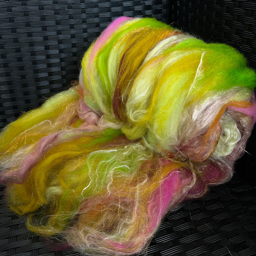 Batt for spinning yarn