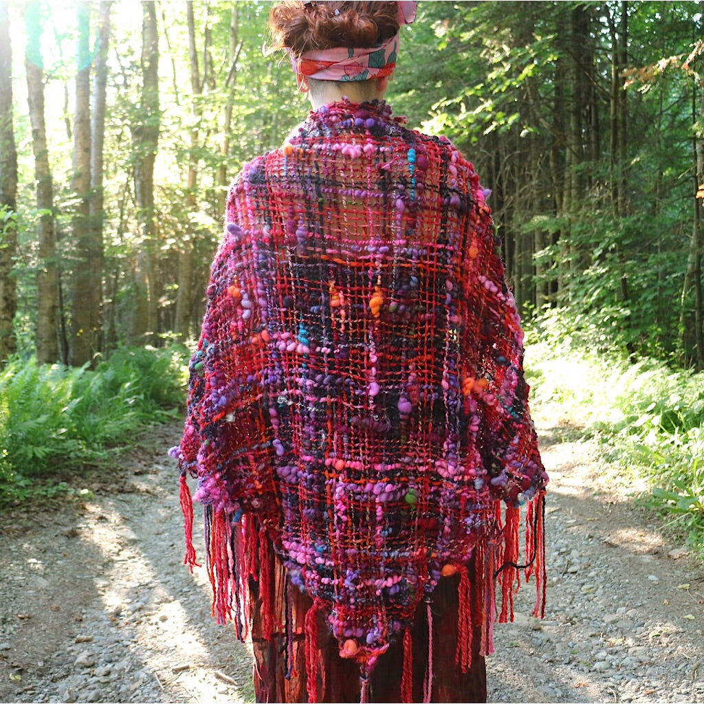 Esmeralda - hand woven shawl