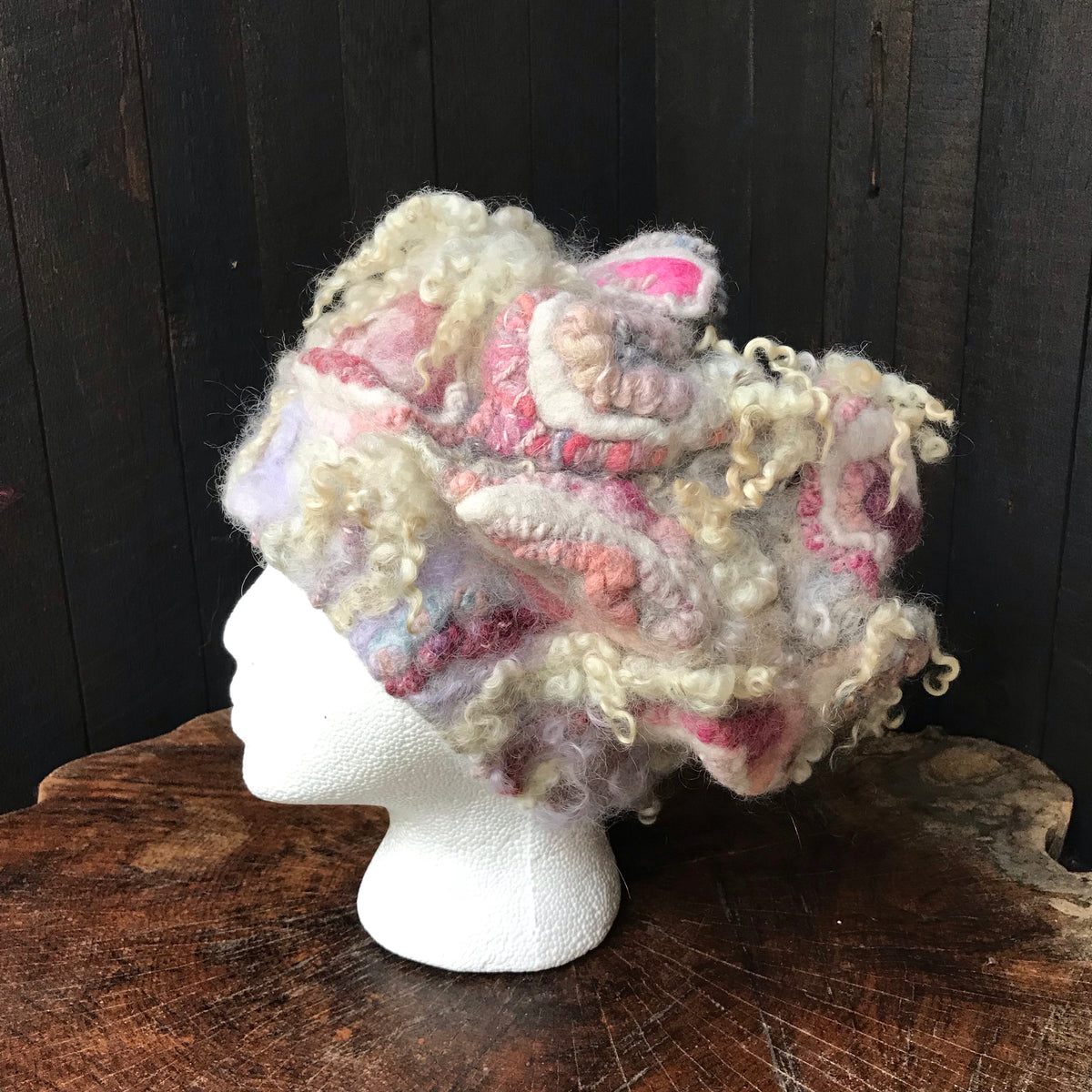 Grey  felted hat size 23”| Chapeau gris en feutre Taille 23” - Mynoush