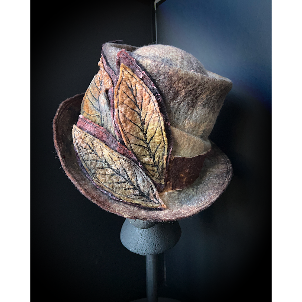 Felted top hat with leaves - 23.5”
