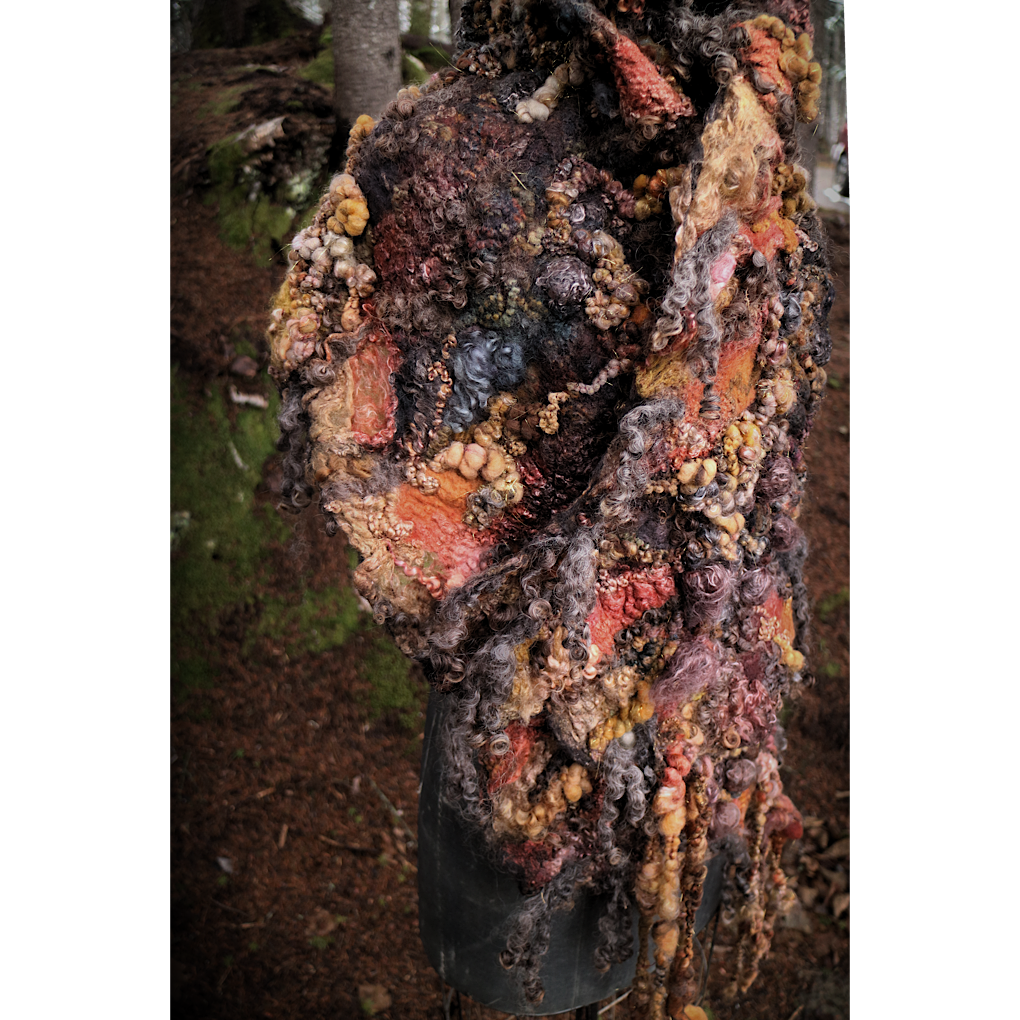 L’esprit du Bois 2021 - Felted Scarf