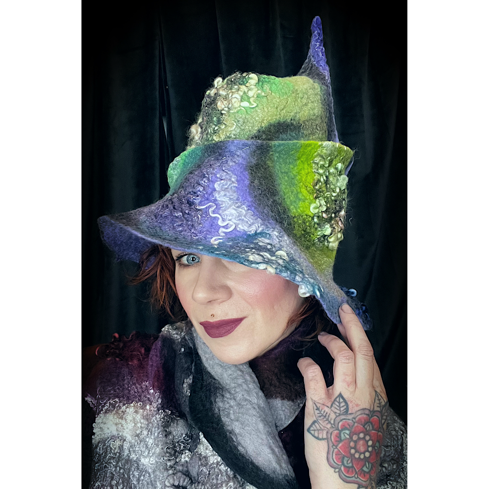 Nebula serie- felted witches hat