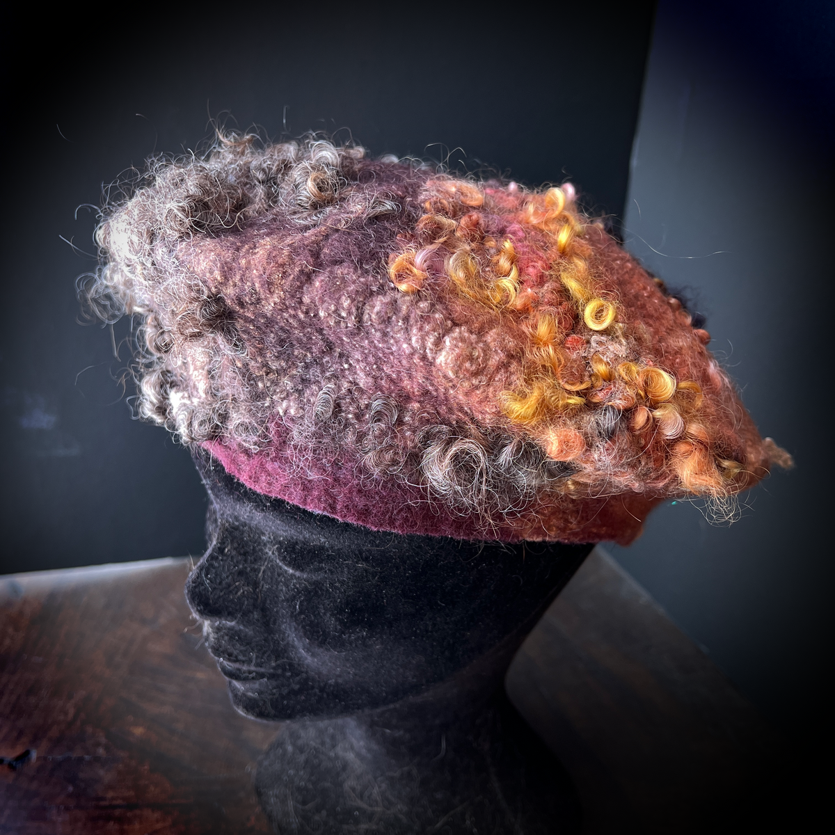 Merino silk beret 21“ 1/4