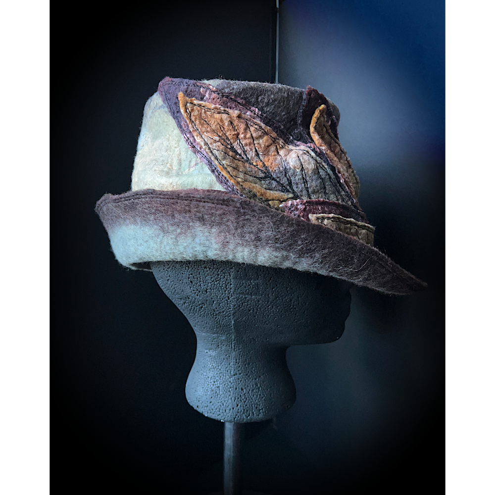 Felted top hat with leaves - 23.5”