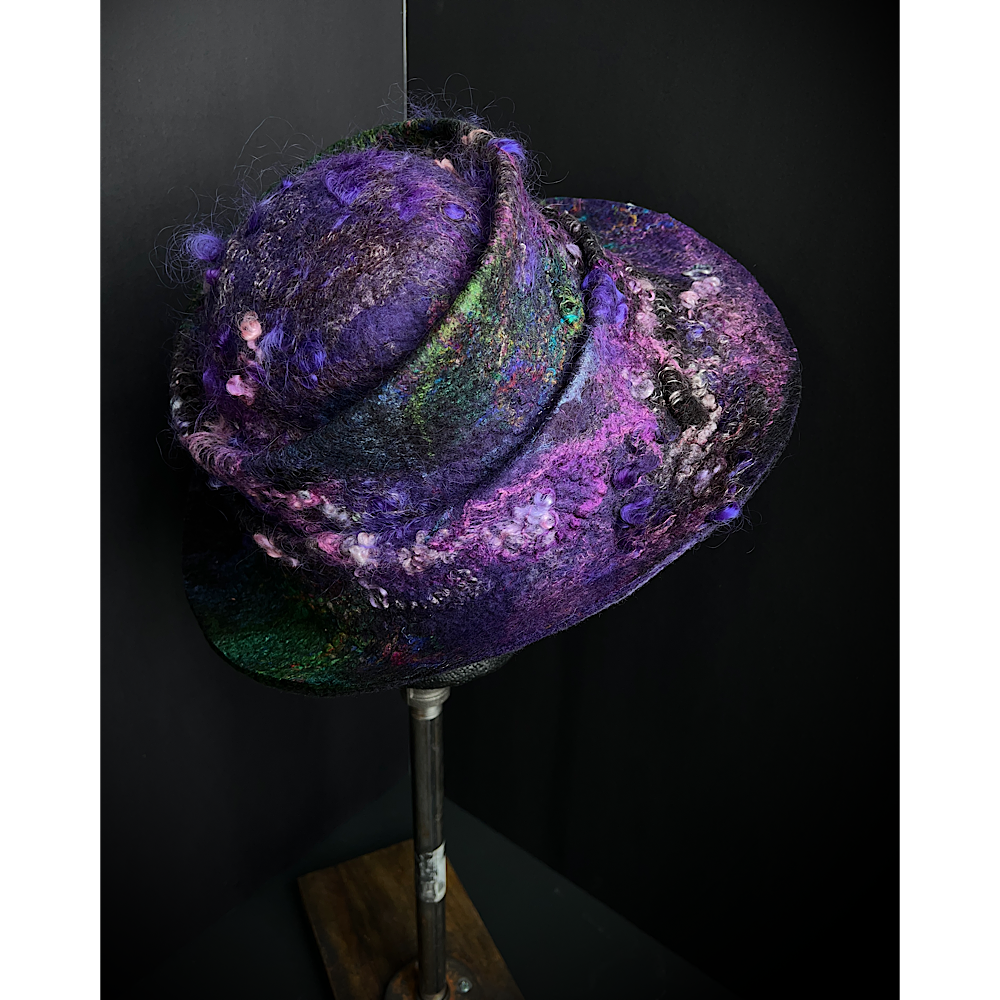 Felted hat- 24.5”