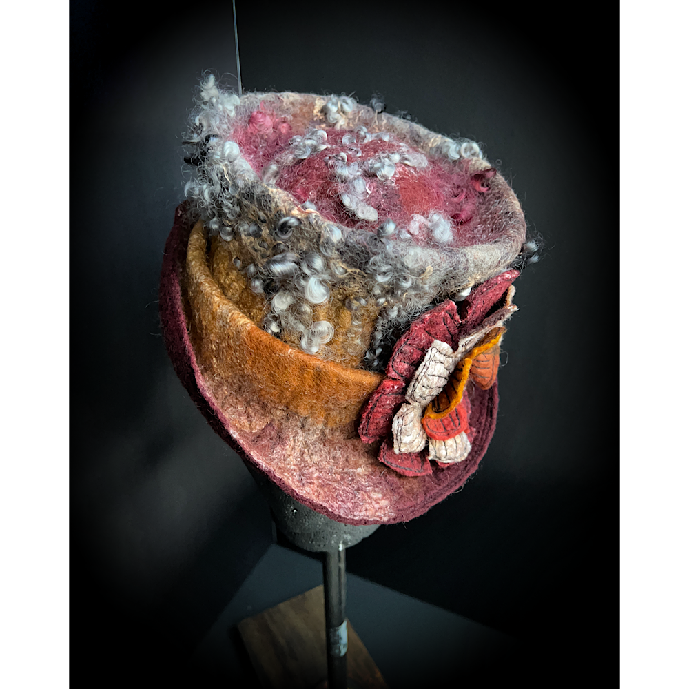 Felted top hat with rose - 23.5”