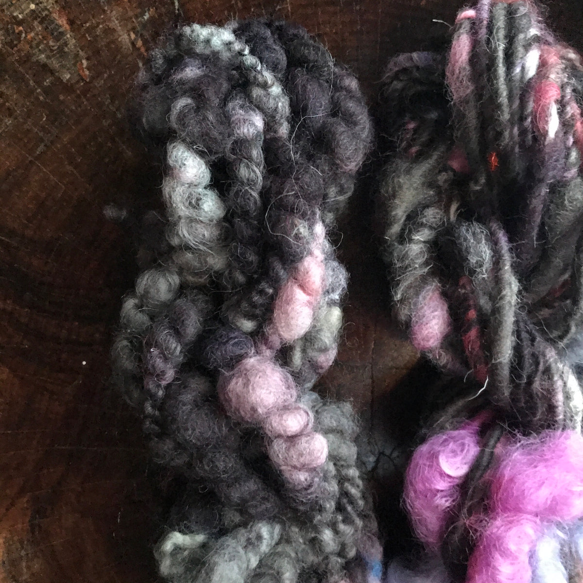 Grey  hand spun yarn DUO 80g - Mynoush