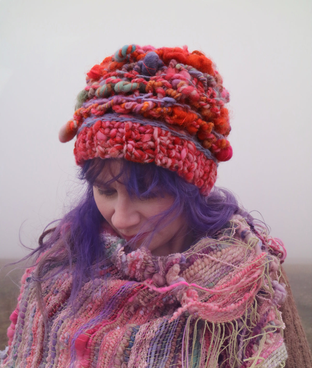 Red chunky knitted hat | Bonnet en tricot rouge | 19”-23” - Mynoush