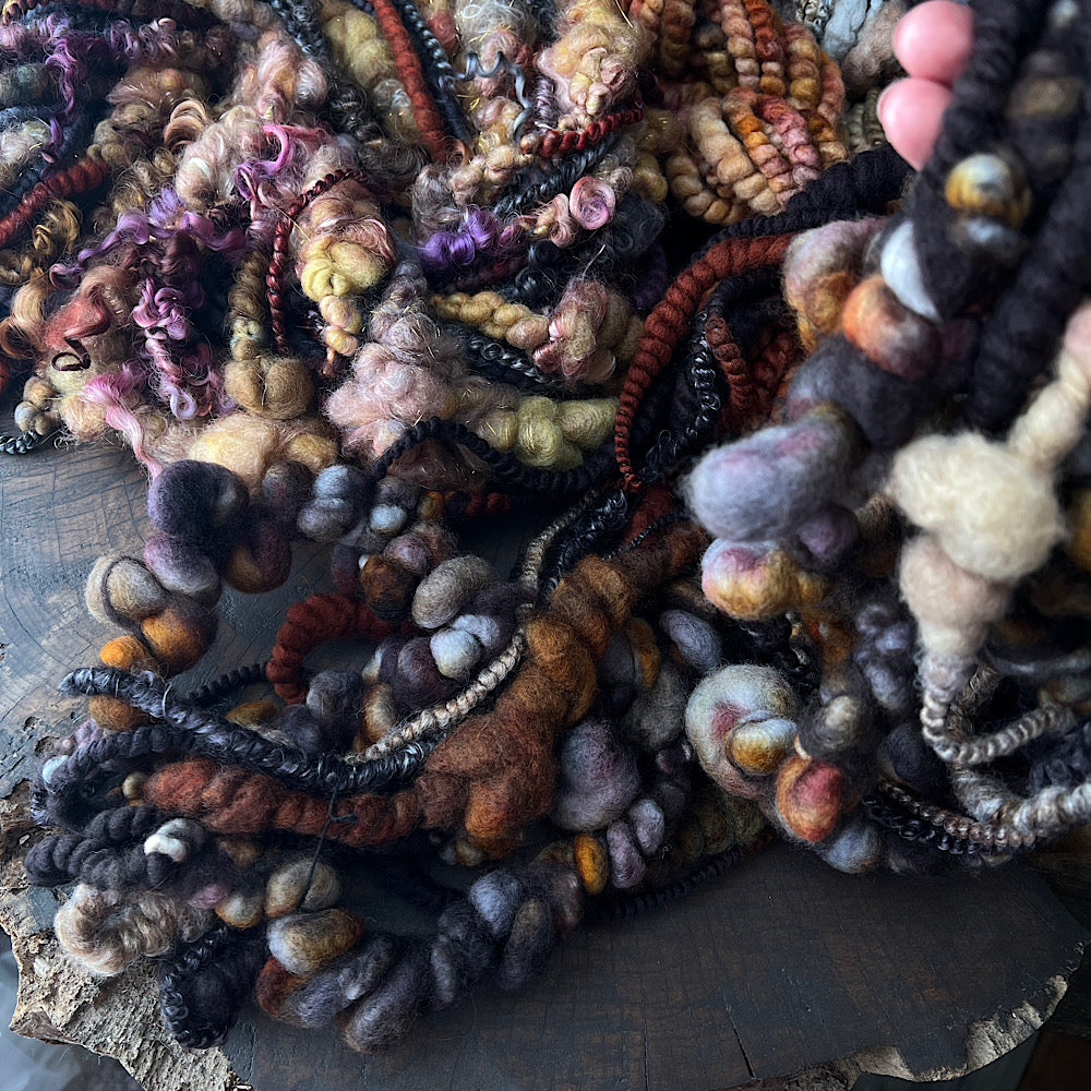 Clair obscur - large set of jumbo art yarn