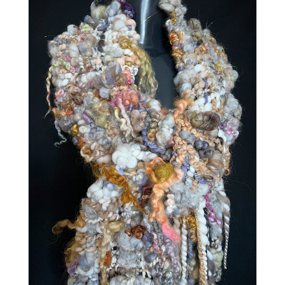 Golden rose Woven scarf 2022