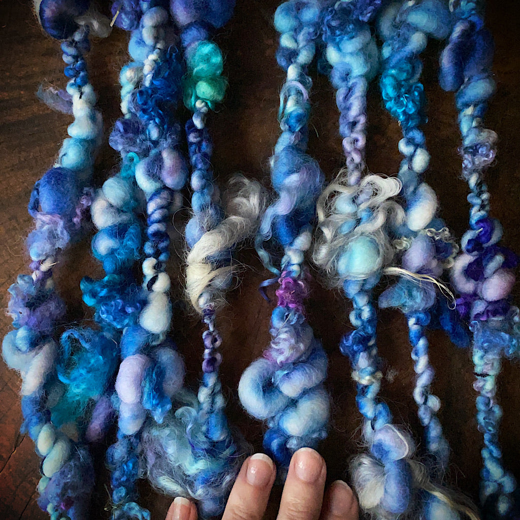 Les yeux bleus - Art yarn