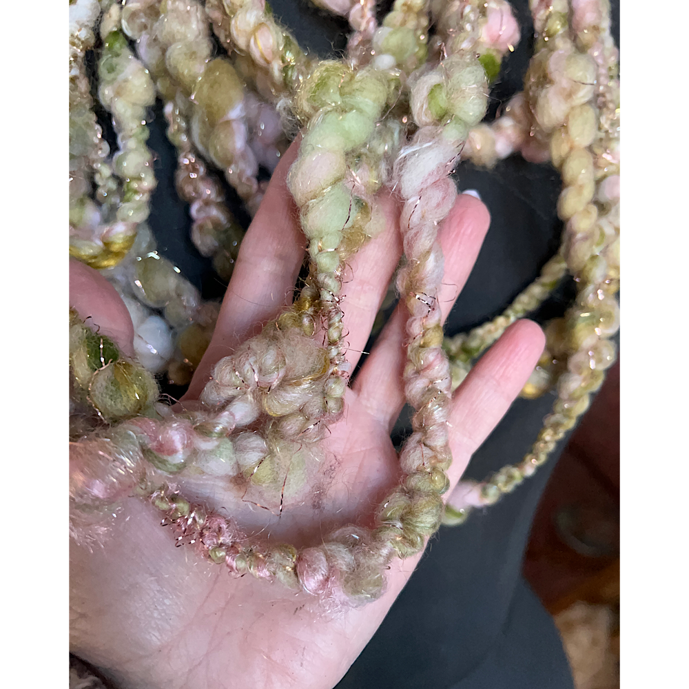 Art yarn for weaving