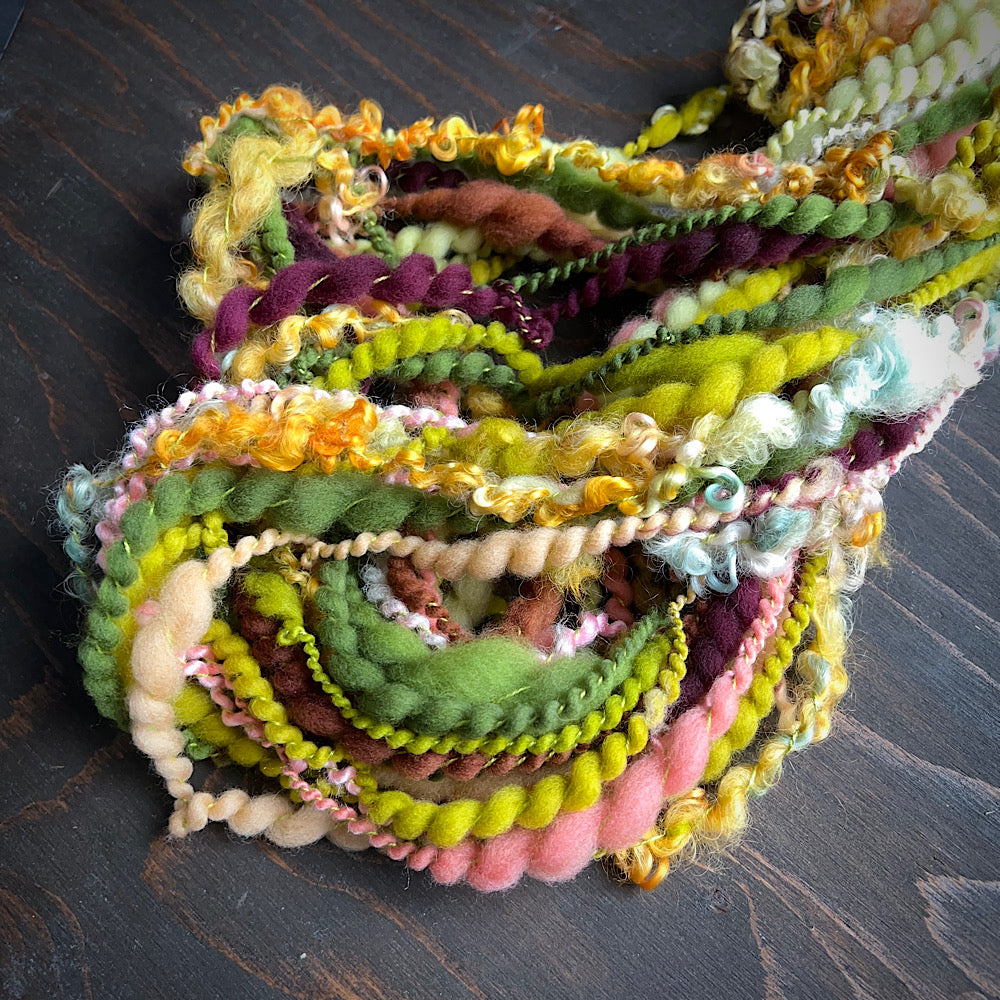 Art yarn for weaving and knitting