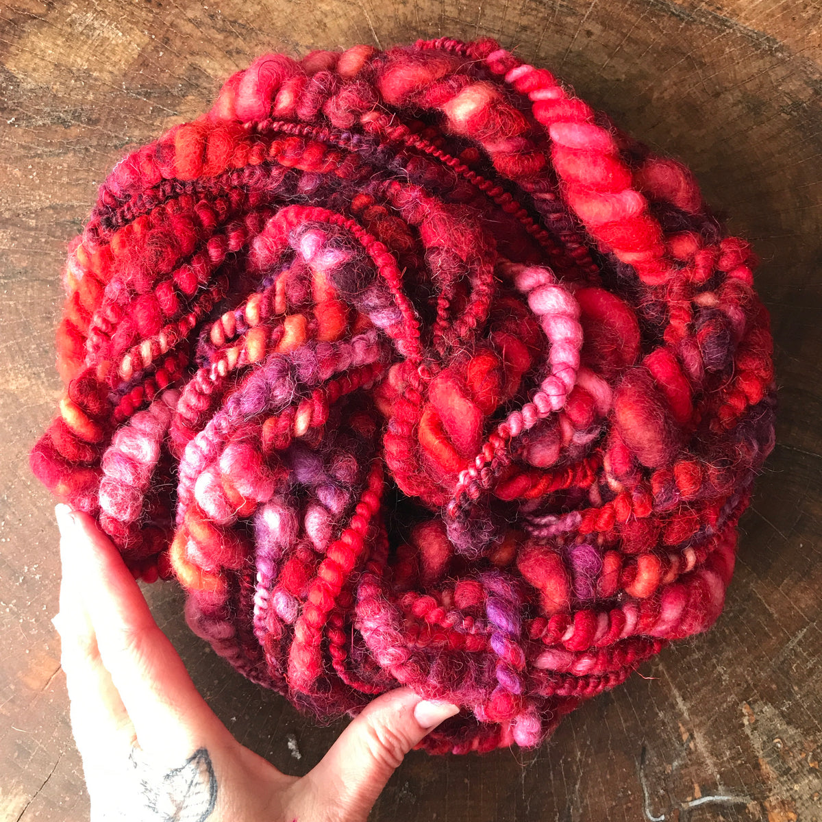 Red art yarn 100g - Mynoush
