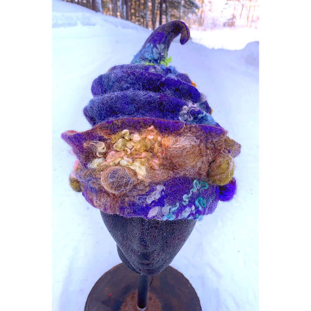 Nuit d’hiver - Felted hat 21“ small