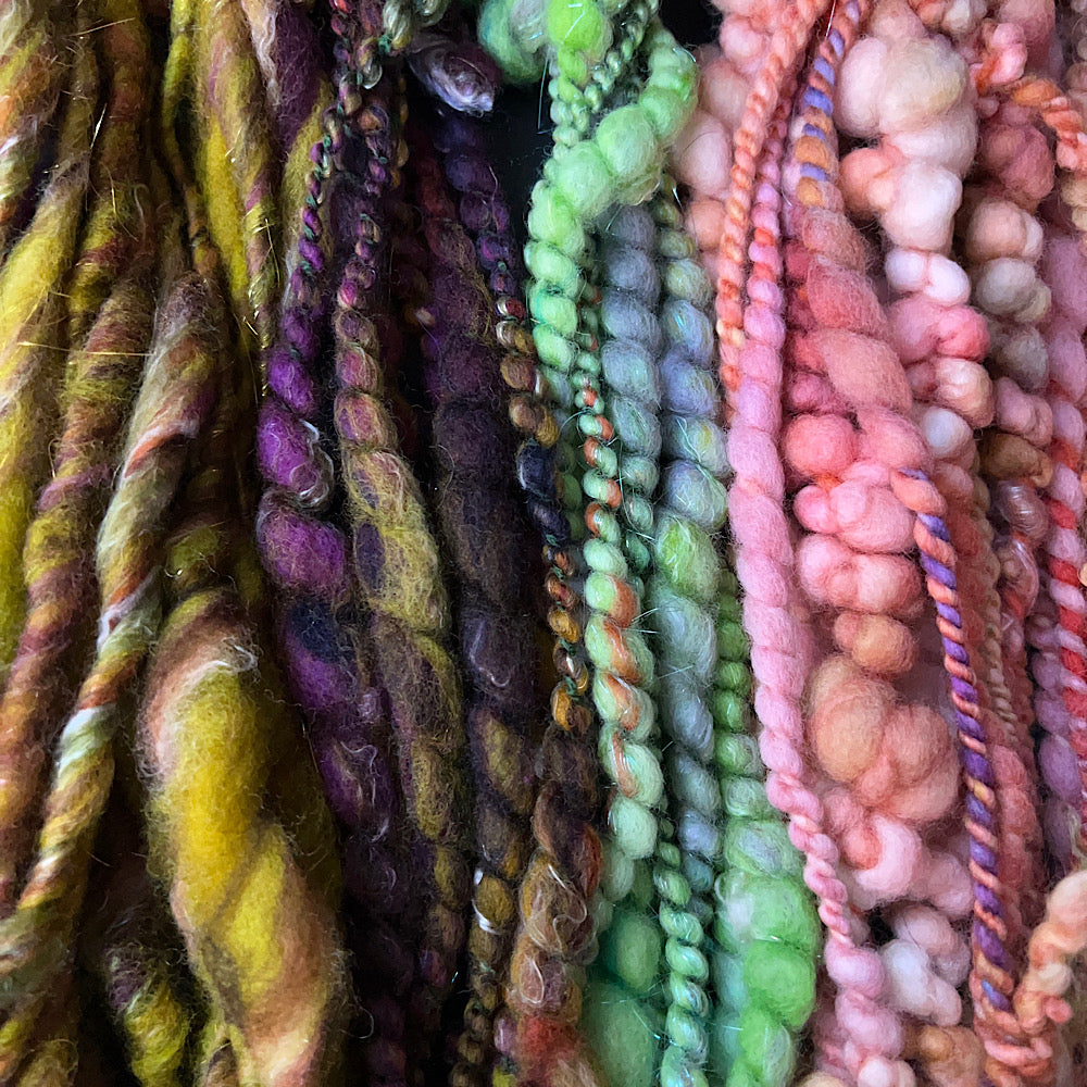 Mini art yarns assortment for weaving