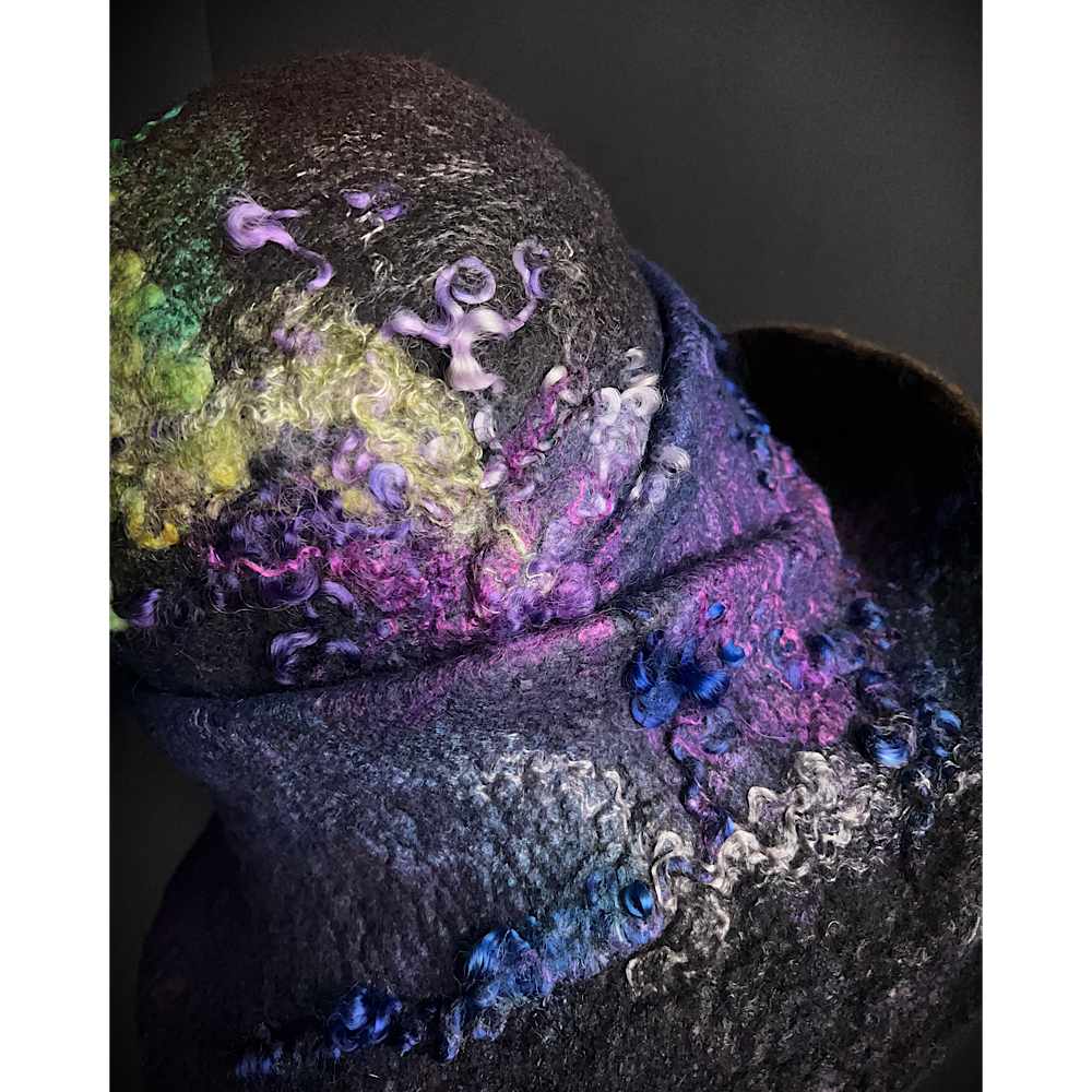 Felted hat- 23.5”