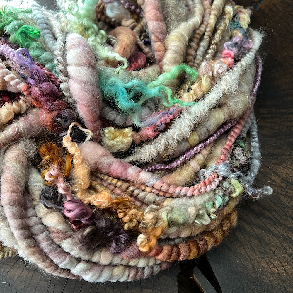 Golden rose - set of jumbo art yarn