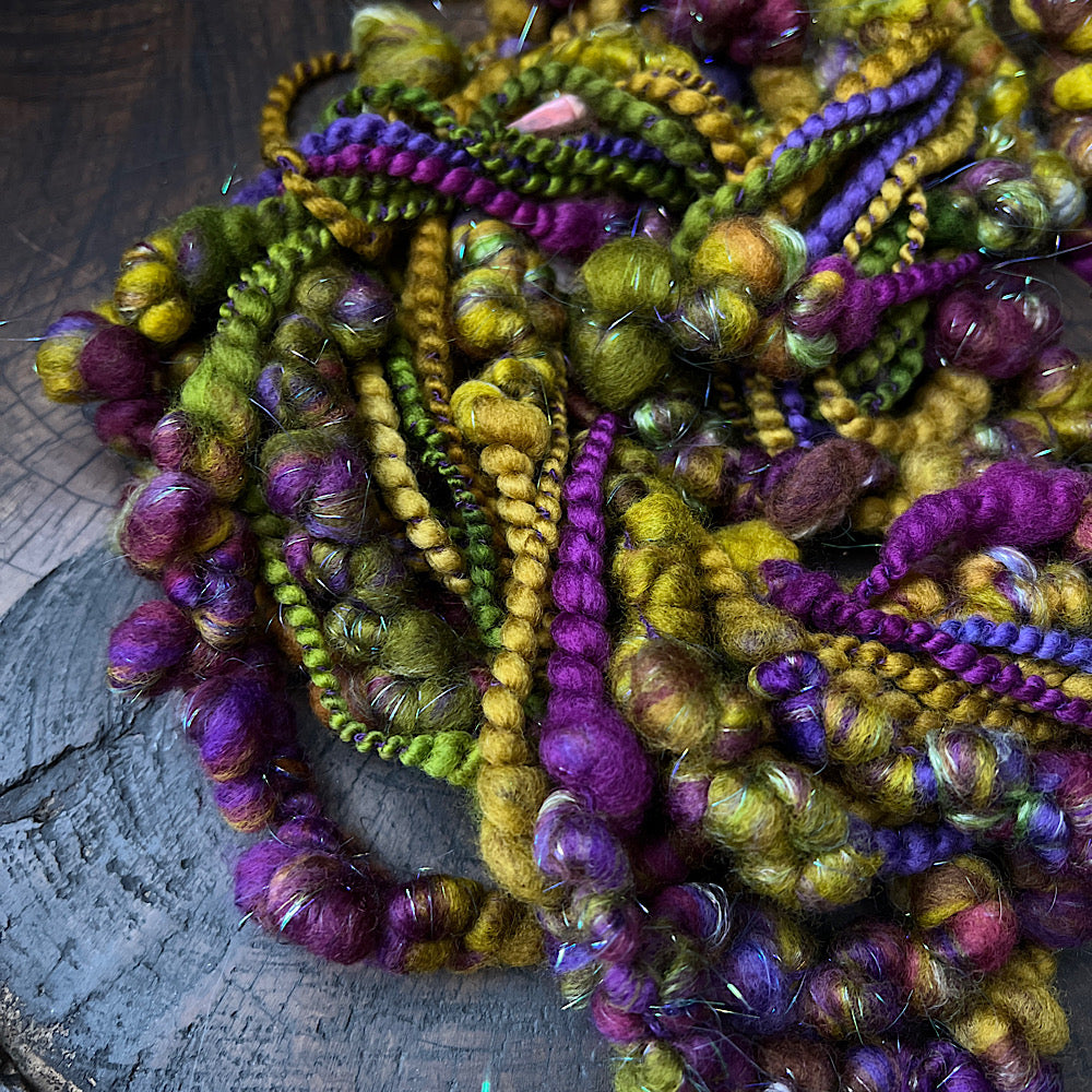 Roasted aubergines art yarn