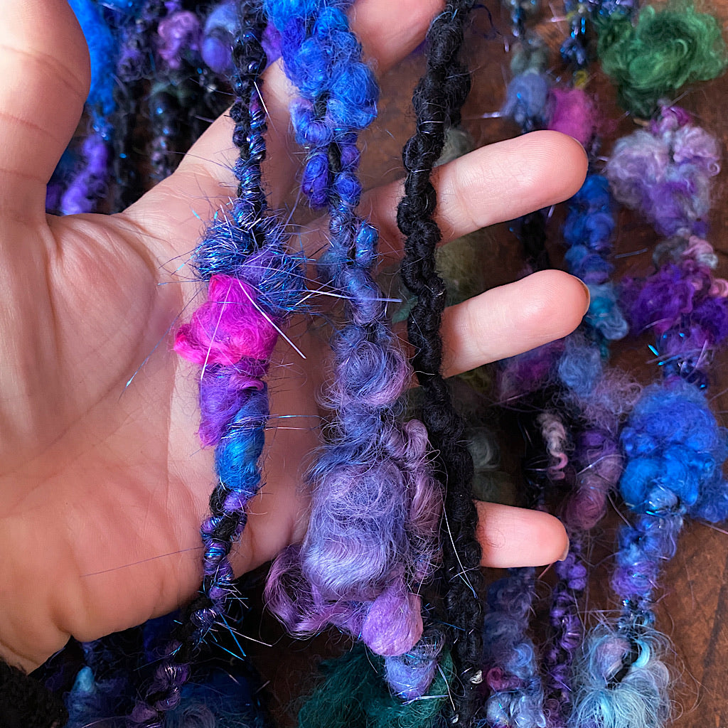 Morticia II - Art yarn