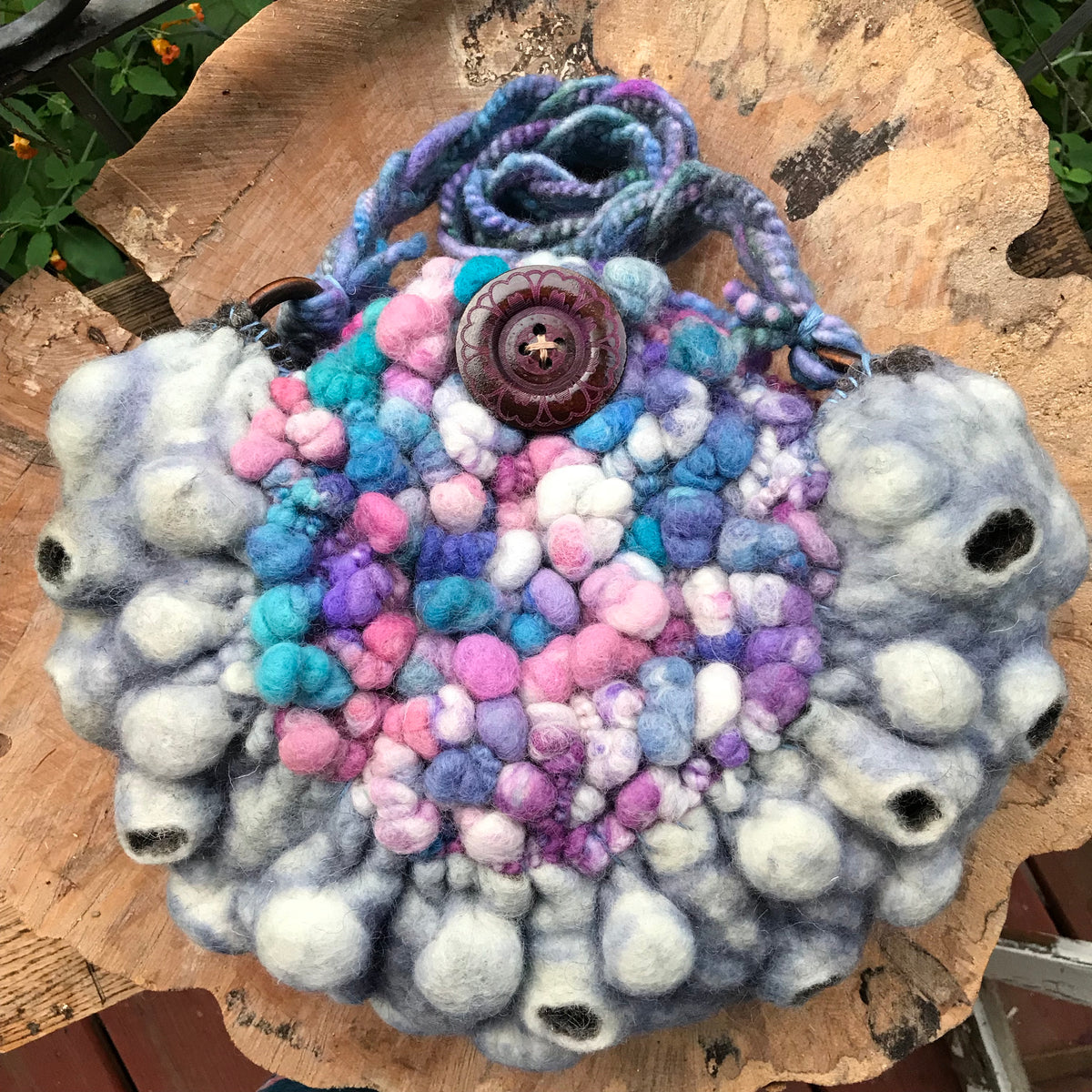 Blue Felted handbag prototype II - Mynoush