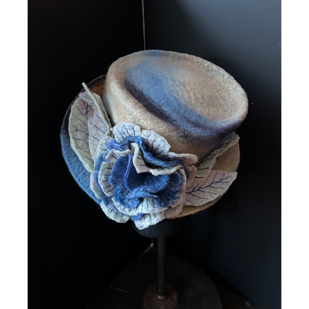 Felted top hat with rose - 22.5”