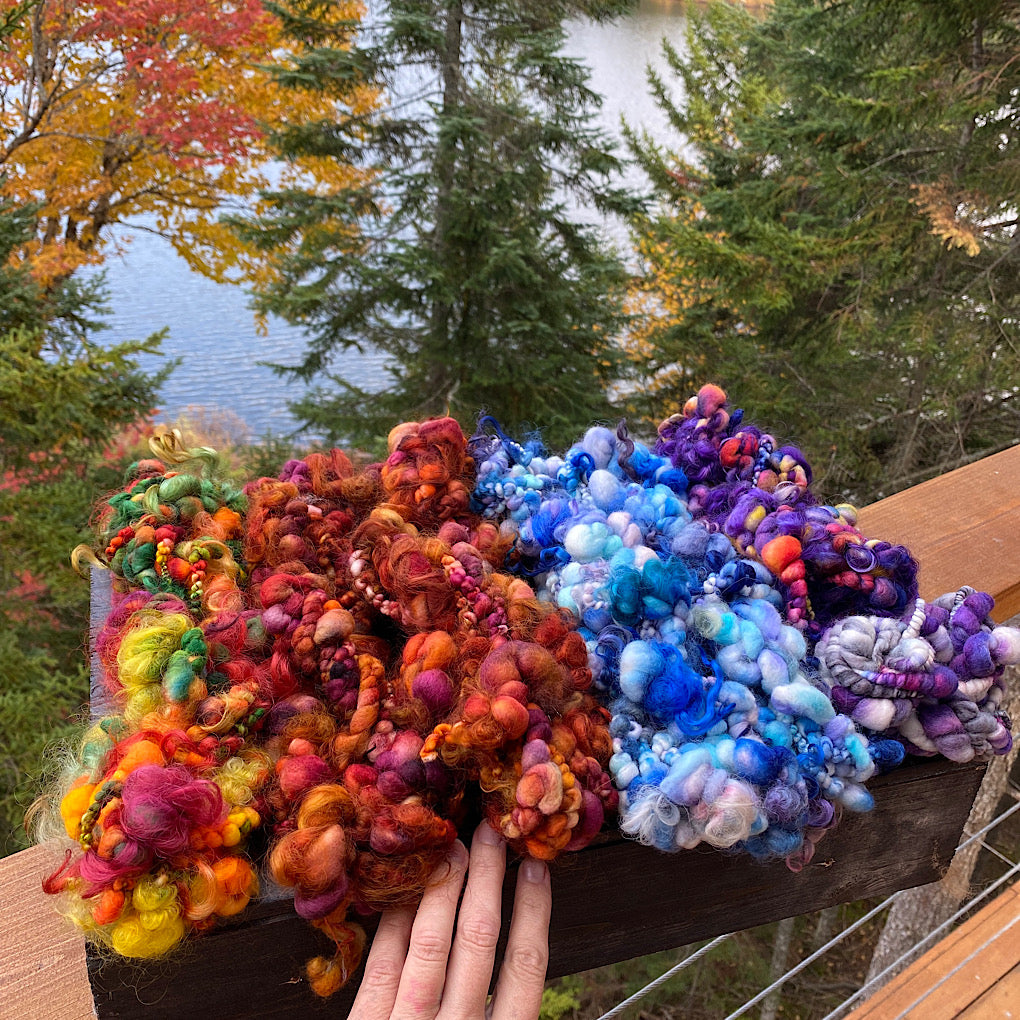 Set of mini jumbo boucle art - weaving kit