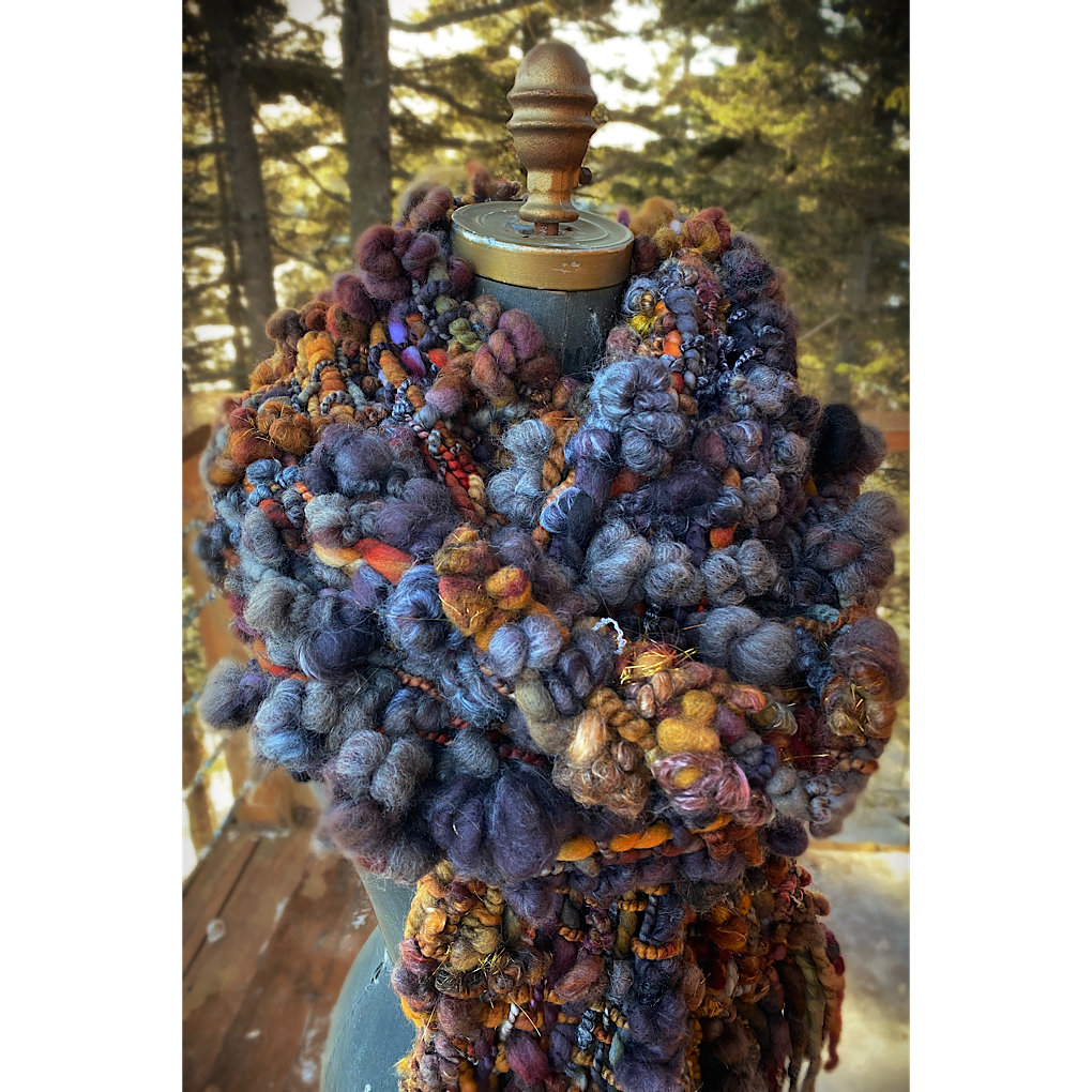 Beside the fireplace - Woven scarf - COMING SOON