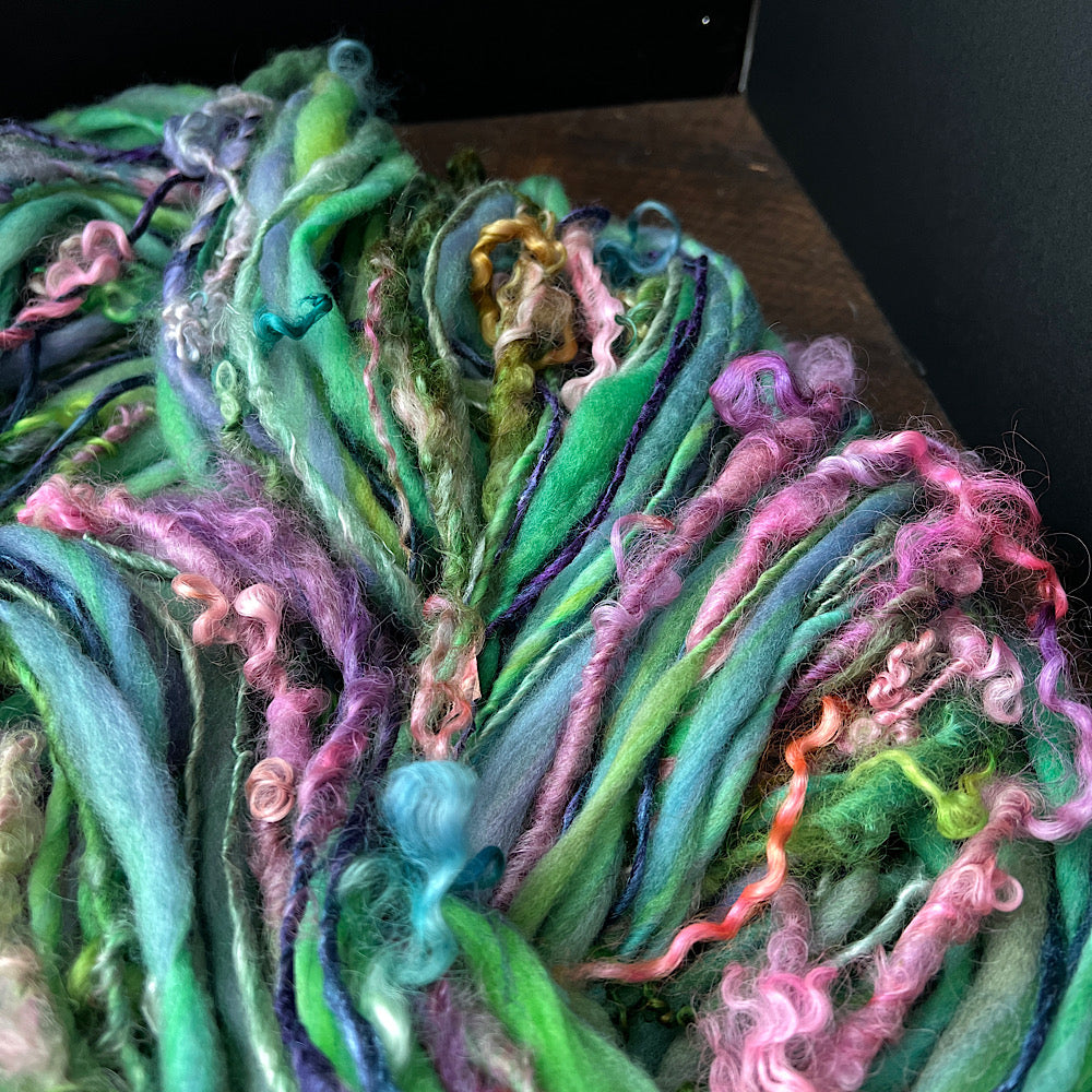 Aqua roses - single art yarn