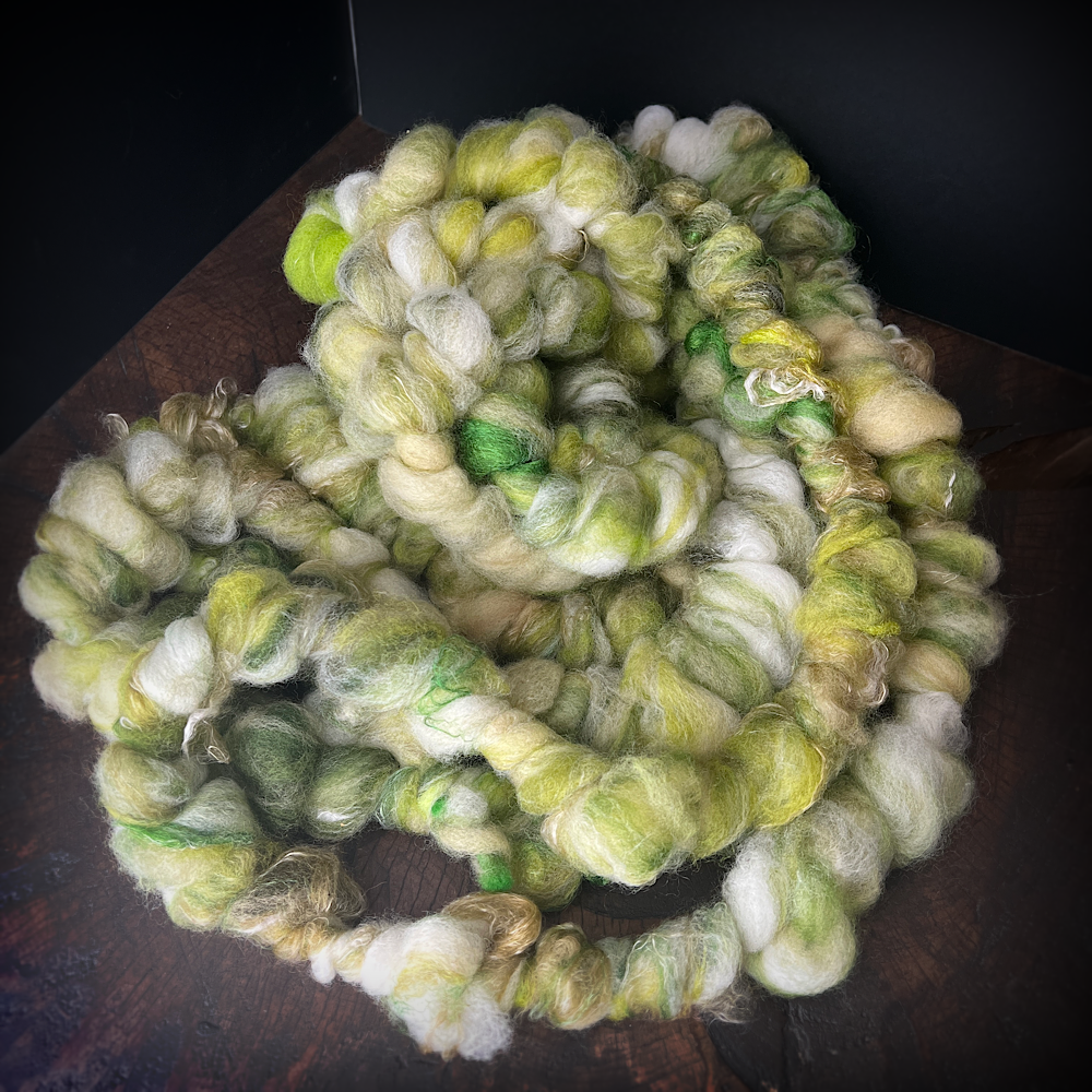 Super jumbo coils yarn for weavers