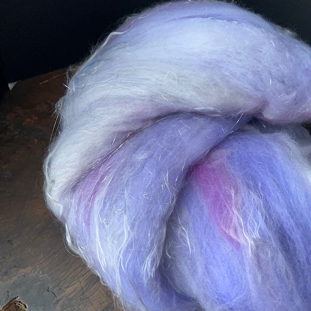 Batt for spinning yarn no 52