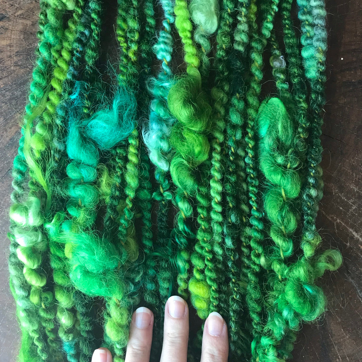 Green  art yarn yarn 100g 20y - Mynoush