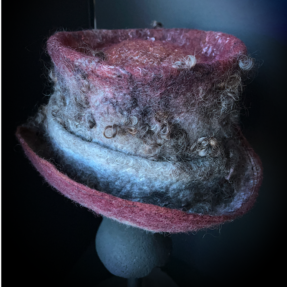 Felted top hat with rose - 23.5”