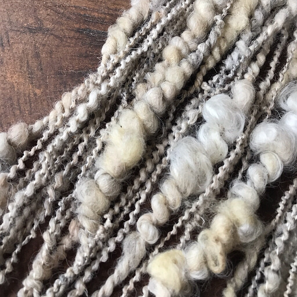 Au naturel grey Art yarn