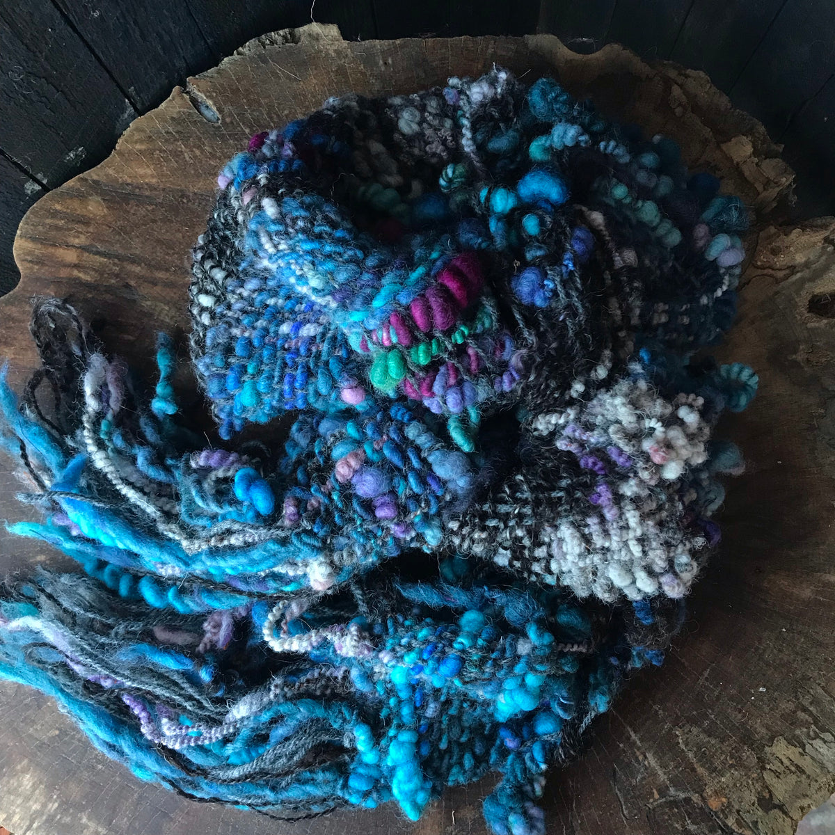 Blue hand woven scarf 100% Wool Hand woven 84”x9” Foulard bleu en laine tissé main 84”x9” - Mynoush