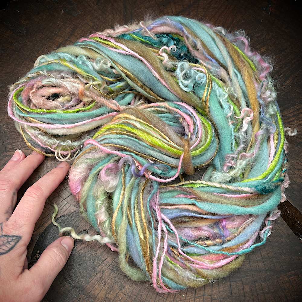 Mermaid blink - single art yarn