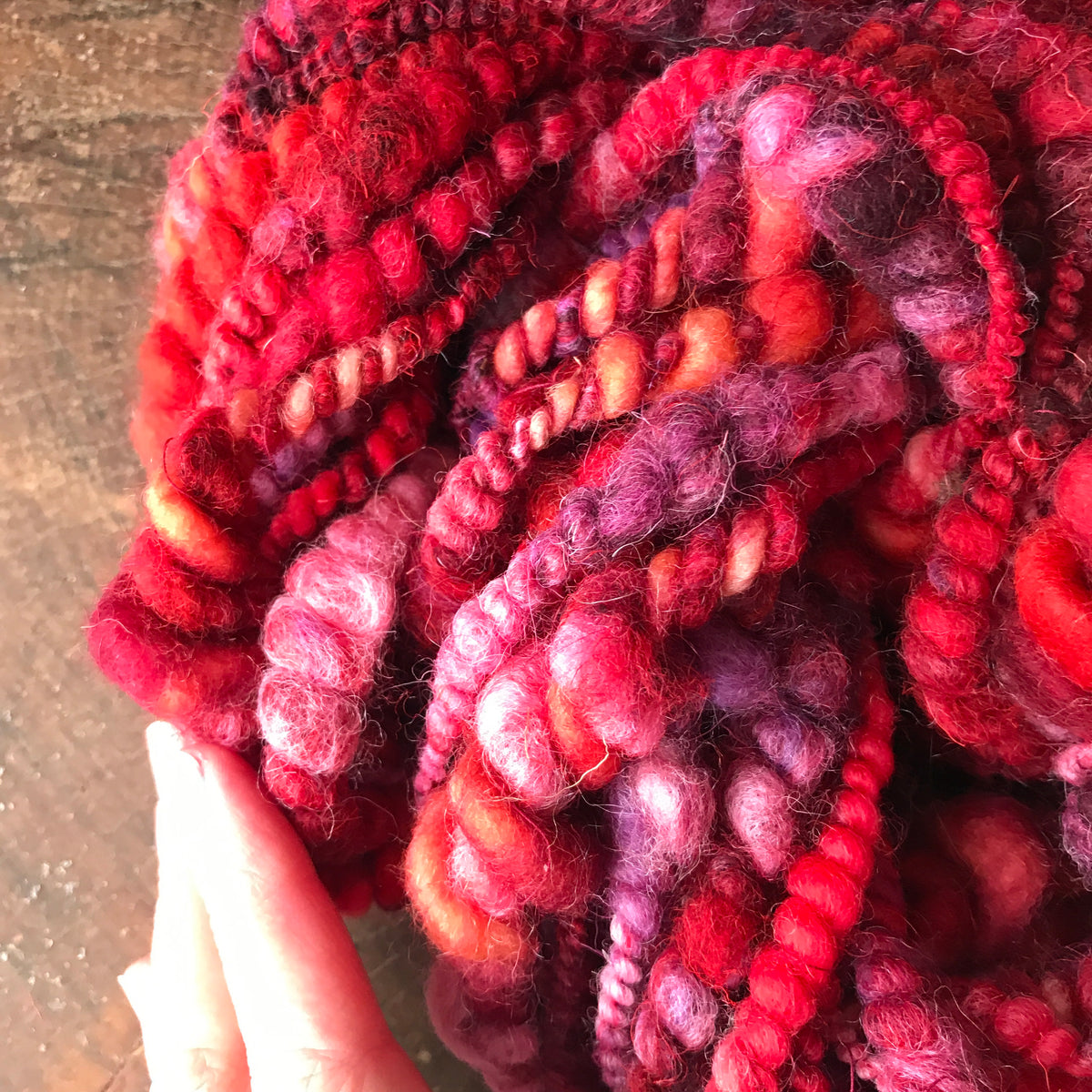 Red art yarn 100g - Mynoush