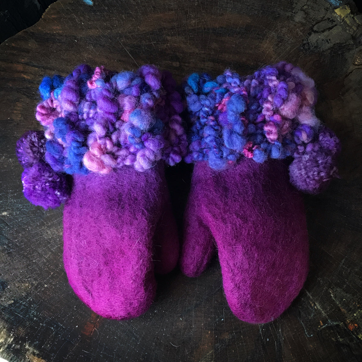 Purple felted mittens Mitaines mauve en feutre - Mynoush