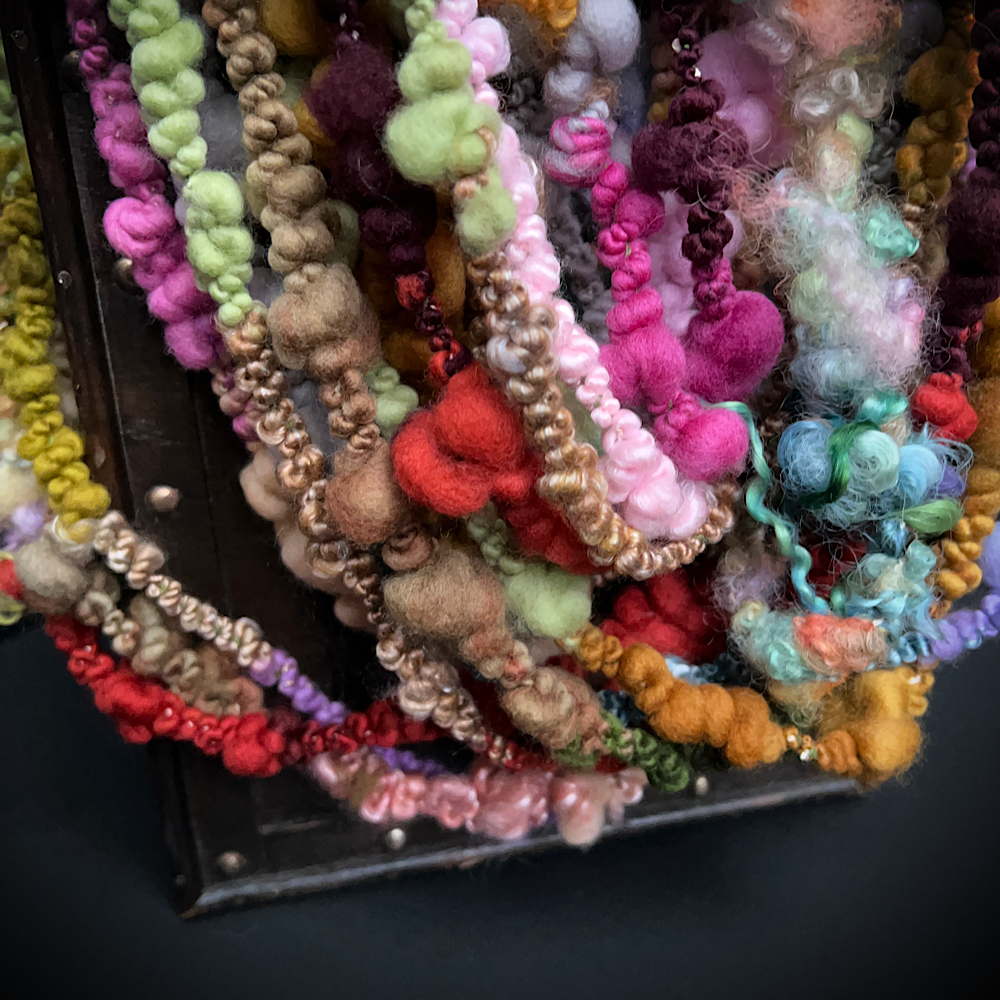 Hand spun art yarn boucle