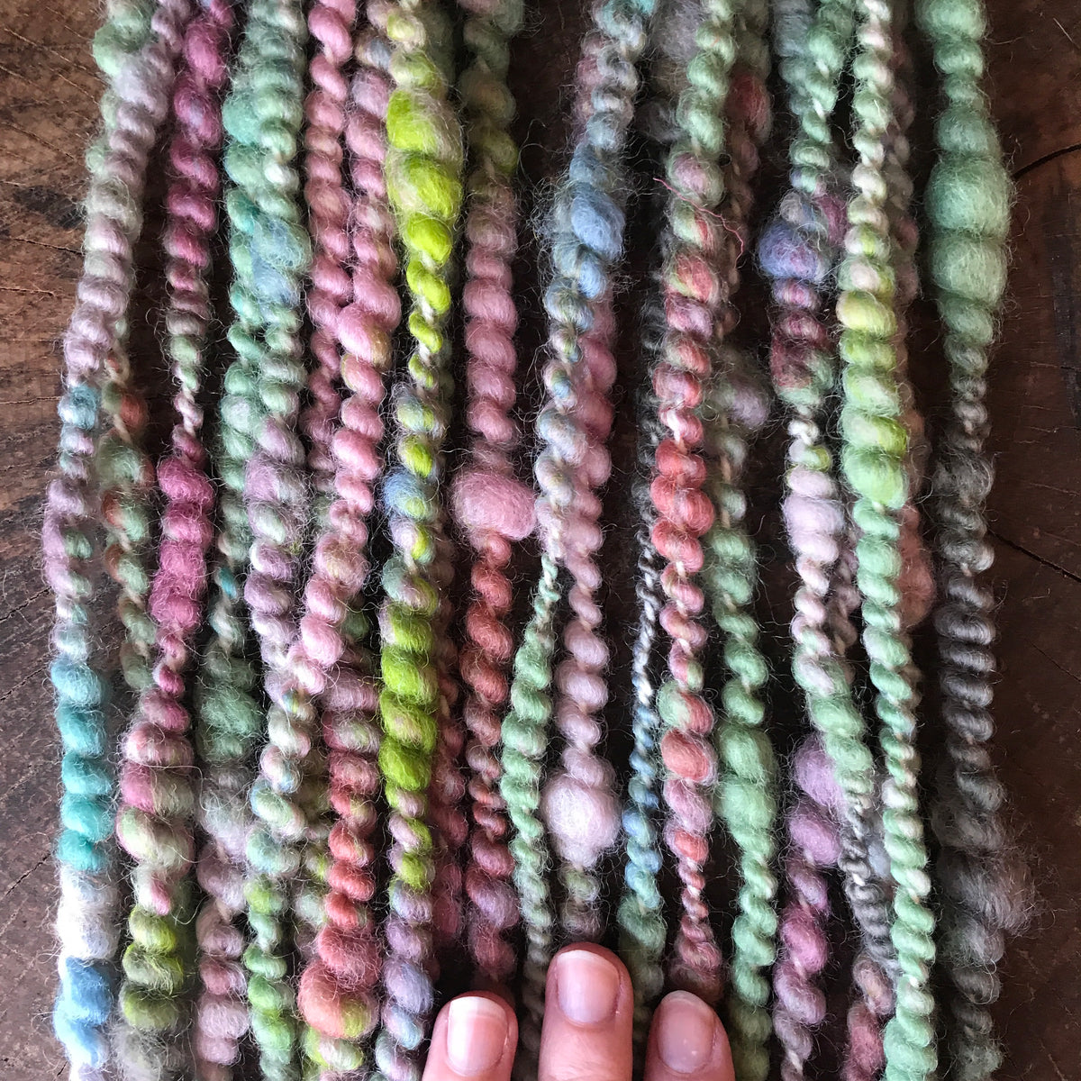 Pastel art yarn 85g 17y - Mynoush